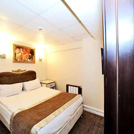 Hotel Elysion 2*