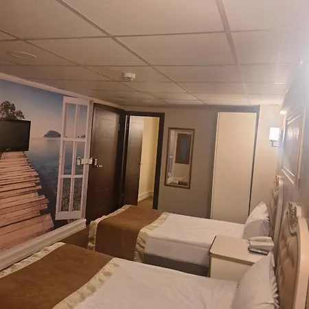 Elysion Hotel 2*