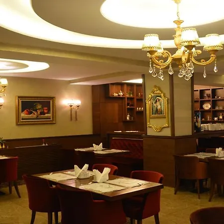 Elysion Hotel 2*